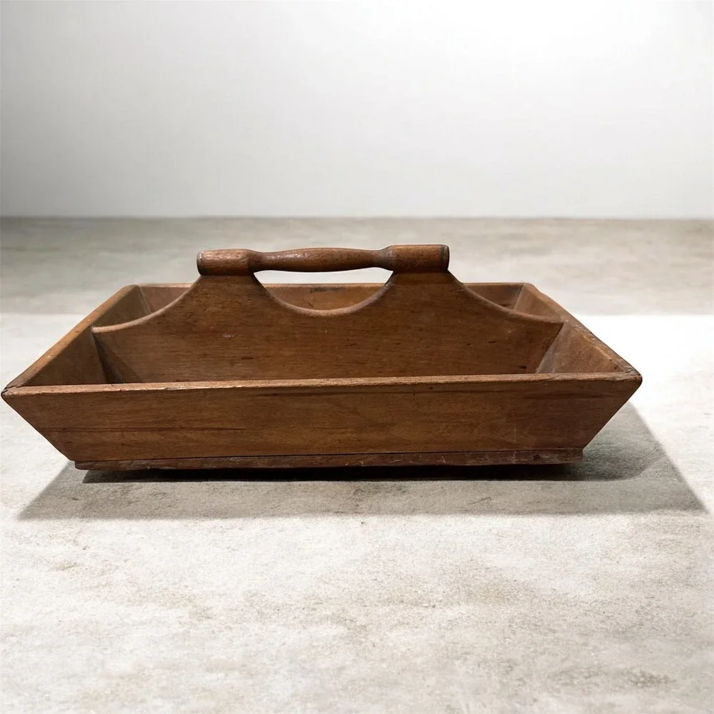 Primitive Wooden Caddy or Tote‎